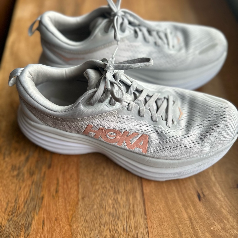 Hoka Bondi 8 Light Gray Athletic Shoes